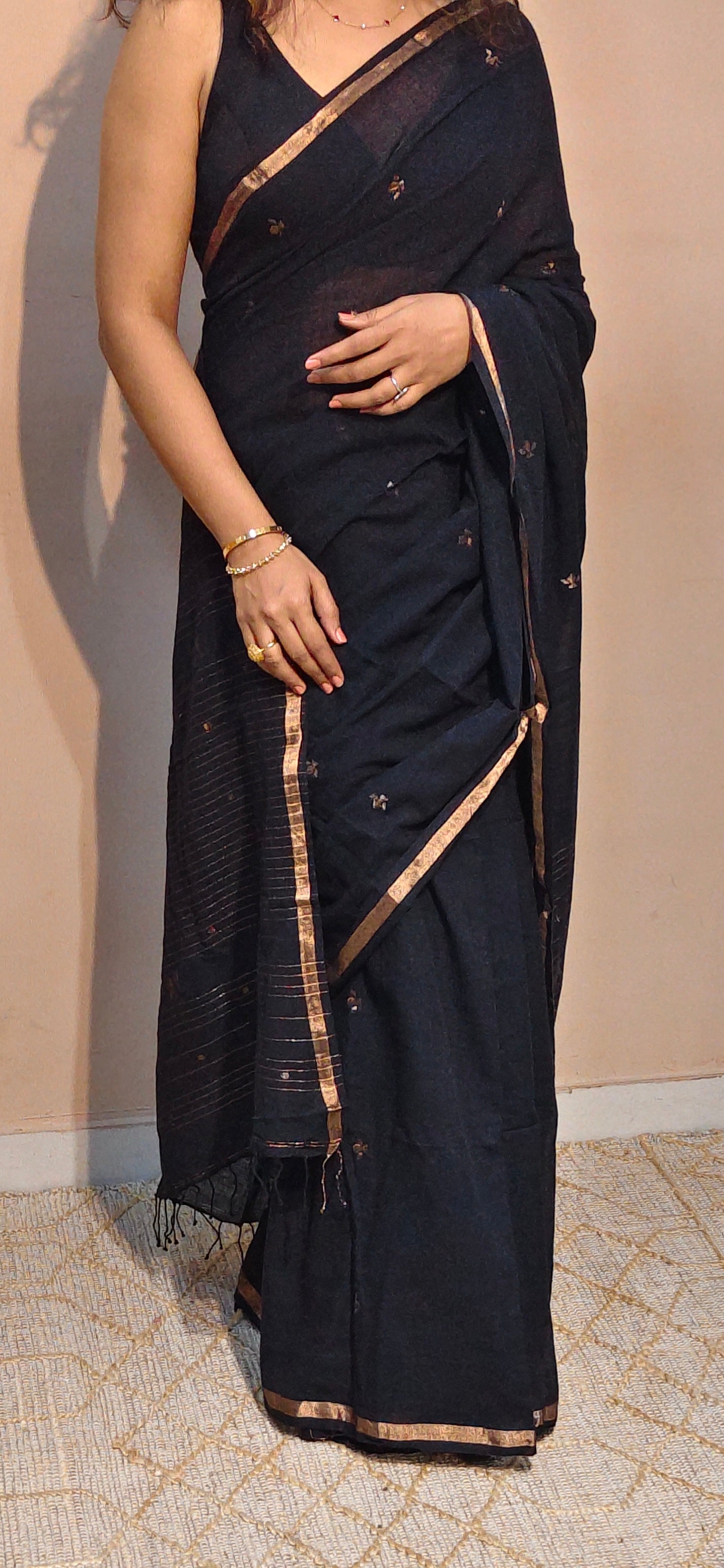 KSHAMA — Midnight Black Jamdani Handloom Cotton Saree