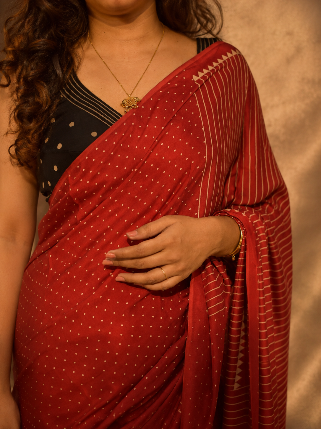 LAAL DANA Red & Beige Rai Dana Ajrakh Modal Silk Saree - Earthy Blocks