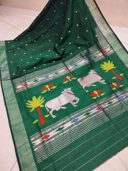 Emerald green Cotton handwoven paithani with Pichwai Pallu - Earthy Blocks